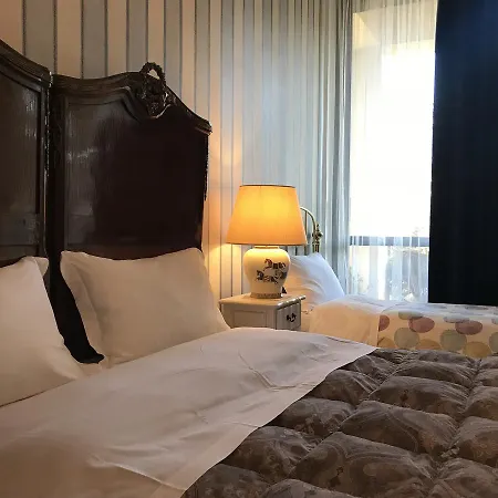 Bonne Nuit 2* ローマ